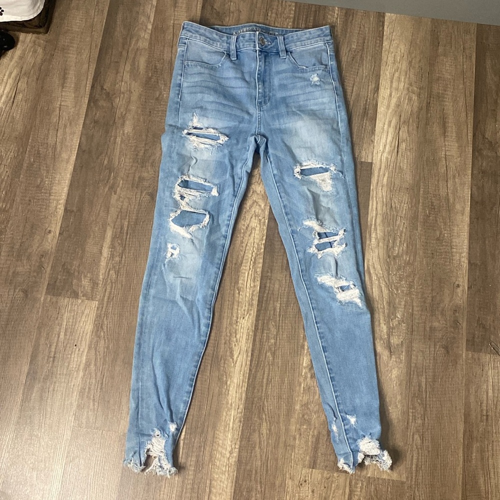 Size 4 American Eagle Skinny Jeans